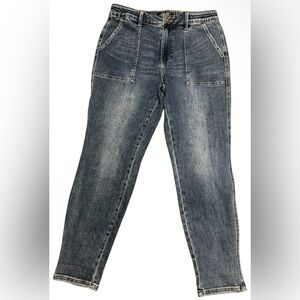 Women's Judy Blue Denim Jogger Jeans - Medium Wash